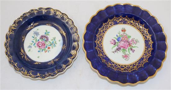 Two Worcester polychrome plates, c.1780, 19.5cm and 22cm